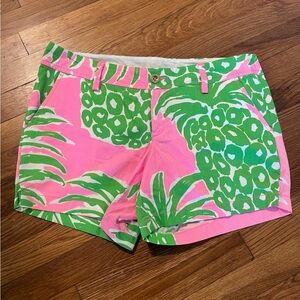 Lilly Pulitzer Callahan short in “Flamenco”